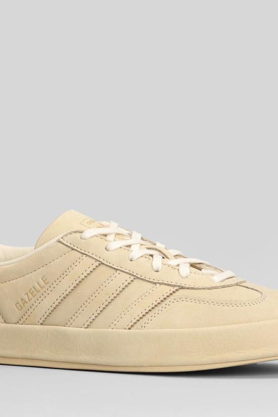 25FW 아디다스 스니커즈 426620 JR8832 Beige - ADIDAS