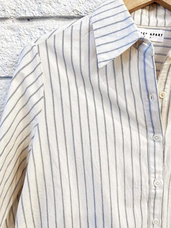  어피스 어파트 셔츠 어피스 아파트 소디 랩 버튼업 셔츠 피나 스트라이프 크림 & 네이비 - APIECE APART
