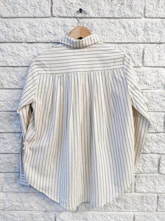  어피스 어파트 셔츠 어피스 아파트 소디 랩 버튼업 셔츠 피나 스트라이프 크림 & 네이비 - APIECE APART