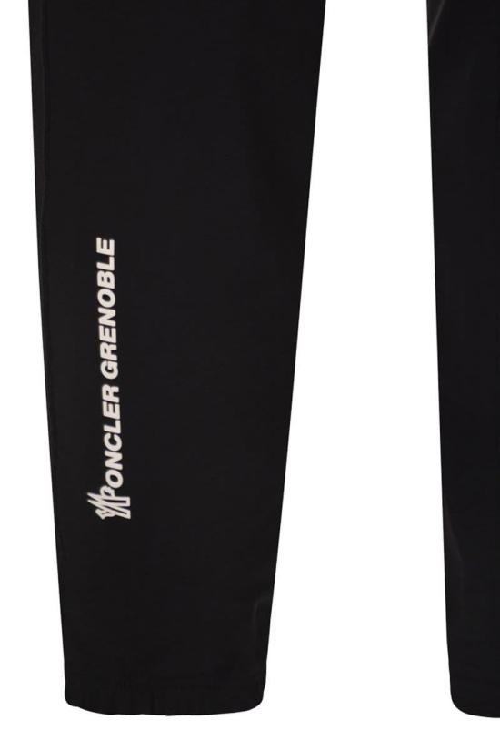 25FW 몽클레어 숏팬츠 K20978H0000589ALV 999 Black - MONCLER