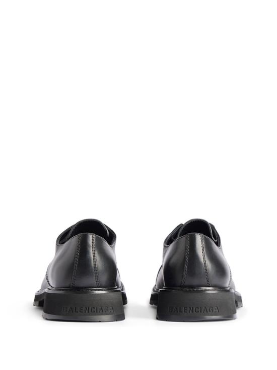 25FW 발렌시아가 로퍼 844932WCDA0 1000 BLACK - BALENCIAGA