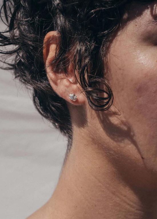  스윔 투 더 문 이어링 카를로 스터드 귀걸이 - SWIM TO THE MOON