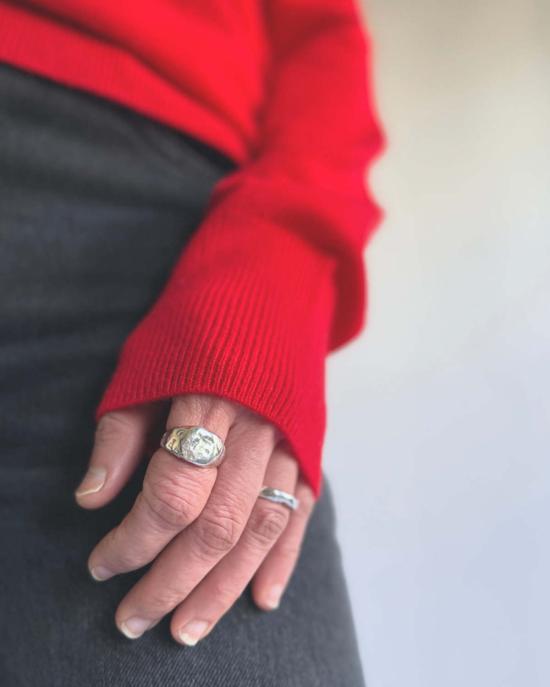  스윔 투 더 문 반지 지우 링