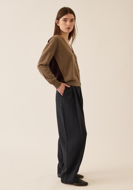  데미리 뉴욕 가디건 데밀리 아비게일 캐시미어 카디건 무염색 베이지/에스프레소