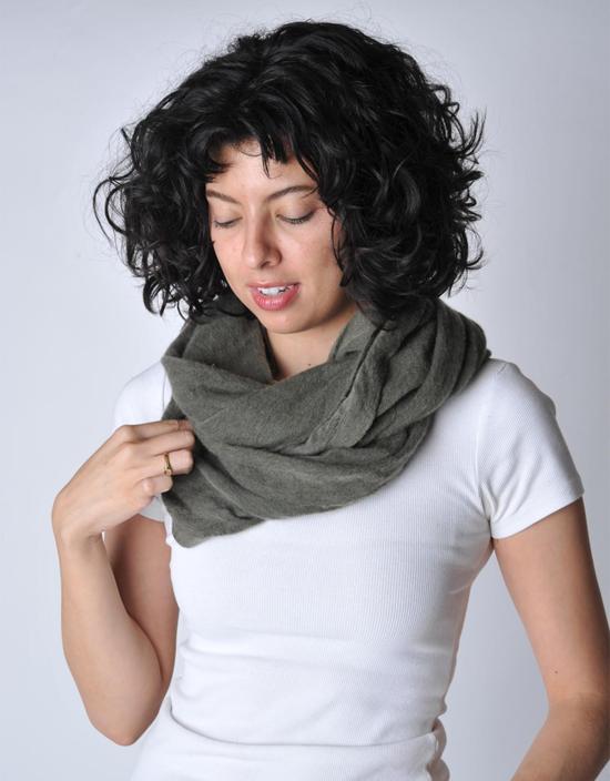  보또 쥐세페 머플러/스카프 보토 주세페 두꺼운 올리브 멜란지 니트 캐시미어 튜브 스카프 올리브 - BOTTO GIUSEPPE