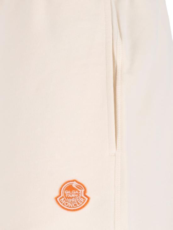 25FW 몽클레어 스트레이트 팬츠 402 8H000 02 89AUJ 02B White - MONCLER