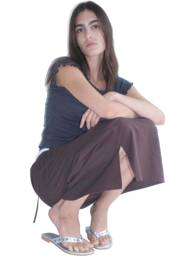  데이지 스튜디오 미디 스커트 미드 데이 스커트 엄버 - DEIJI STUDIO