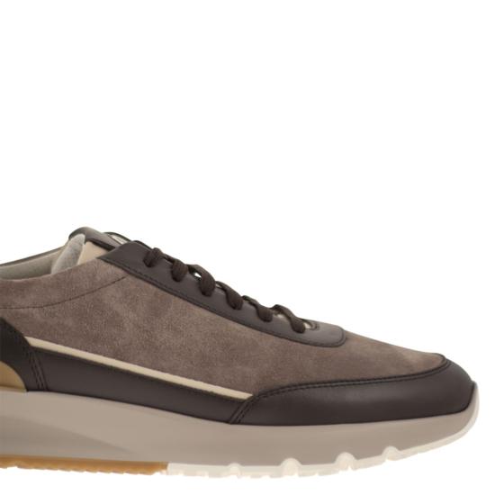 25FW 브루넬로 쿠치넬리 스니커즈 MZUSGGO278 LIGHT BROWN - BRUNELLO CUCINELLI