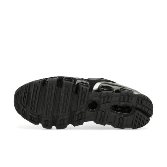  아디다스 스니커즈 JQ0553 Core Black Iron Metallic Core Black DOM - ADIDAS