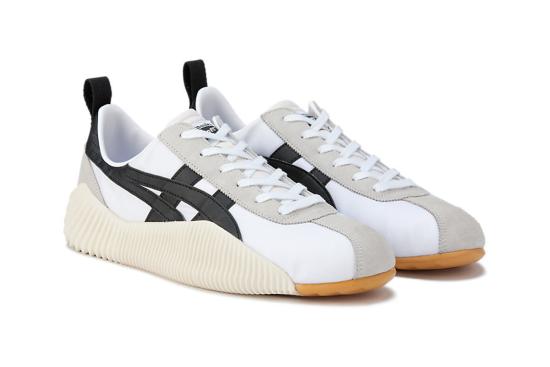  오니츠카타이거 아크로마운트 스니커즈 1183B257 101 WHITE BLACK DOM - ONITSUKA TIGER