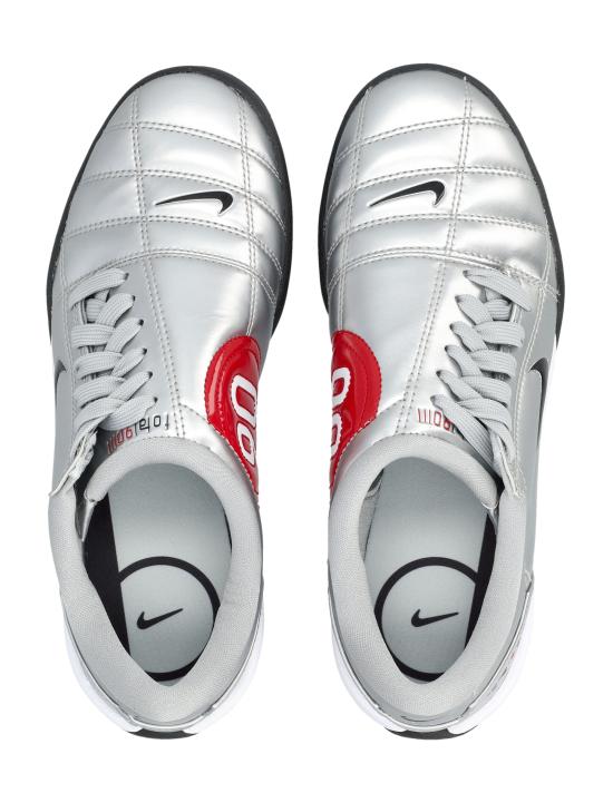 25FW 나이키 토탈 90 스니커즈 IM7595 001 SILVER BLACK - NIKE