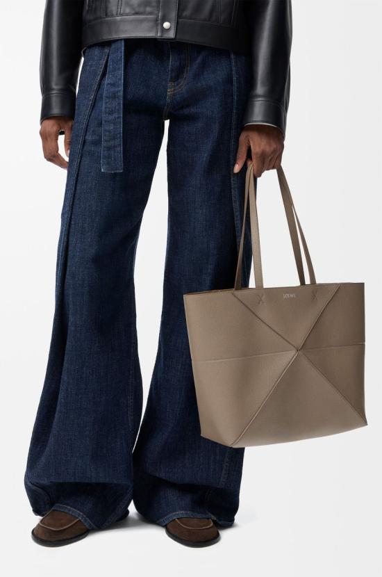 26SS 로에베 숄더백 A779PEWX04 3170 BROWN - LOEWE