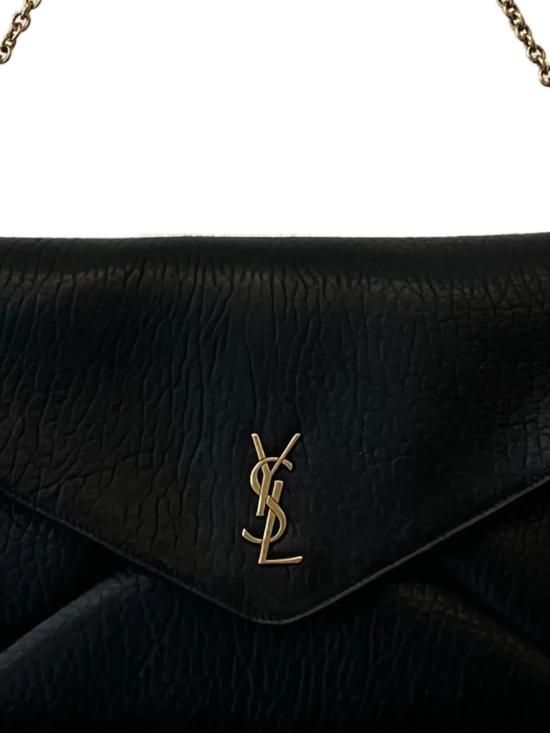 25FW 생로랑 체인 램스킨 카산드라 XXL 엔벨로프 파우치 841702AACYT 1000 BLACK - SAINT LAURENT