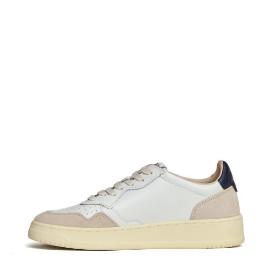 26FW 오트리 메달리스트 로우 스니커즈 AULMLS28 White - AUTRY
