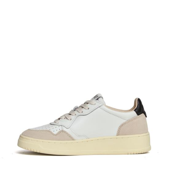 26FW 오트리 메달리스트 로우 레더 스니커즈 AULWLS21 White - AUTRY