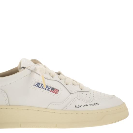 26SS 오트리 스니커즈 AULW WHITE YELLOW - AUTRY