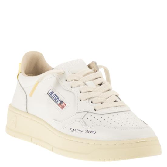 26SS 오트리 스니커즈 AULW WHITE YELLOW - AUTRY