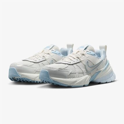  나이키 V2K 런 W FD0736 009 DOM - NIKE