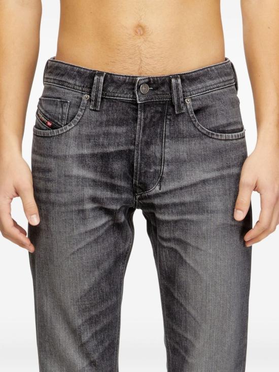 26SS 디젤 데님 팬츠 00C06Q 09N4902 Black - DIESEL