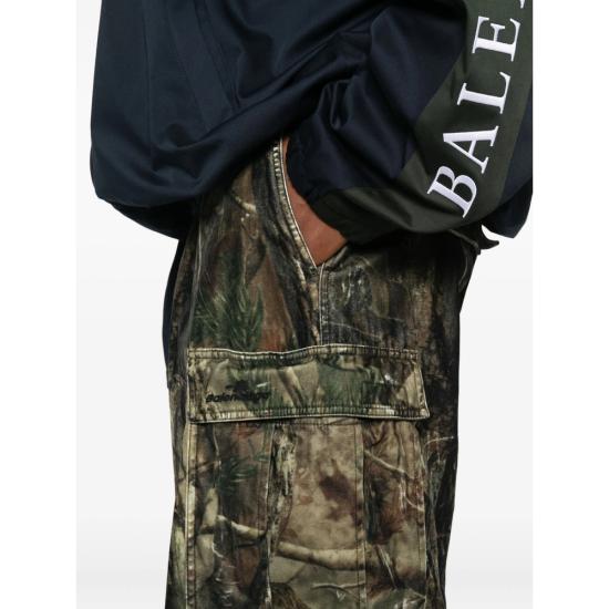 25FW 발렌시아가 팬츠 850720 TTL58 2135 GREEN BLACK - BALENCIAGA