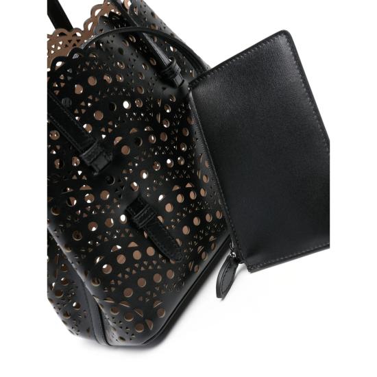 26SS 알라이아 토트백 AA1S06720C0A44 999 BLACK - ALAIA