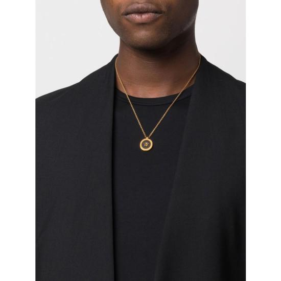 26SS 베르사체 네크리스 DJMR DG17255 K41T GOLD BLACK - VERSACE
