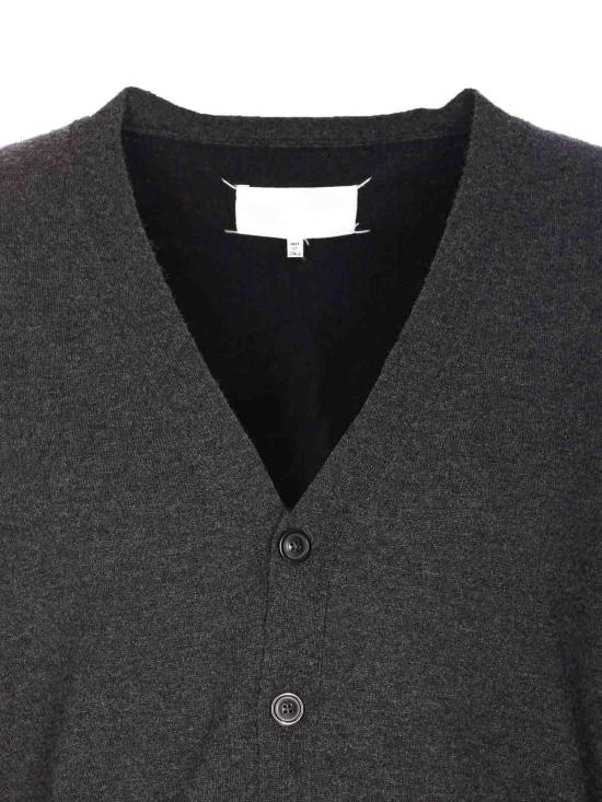 25FW 마르지엘라 V넥 가디건 S67HP0034M13177001F Grey - MAISON MARGIELA