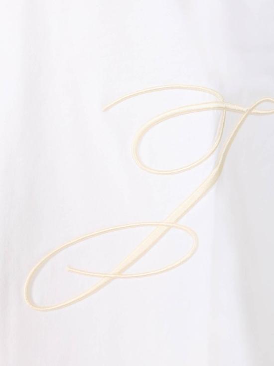  자크뮈스 반팔 티셔츠 25HTSM00566AJ00068100 White - JACQUEMUS