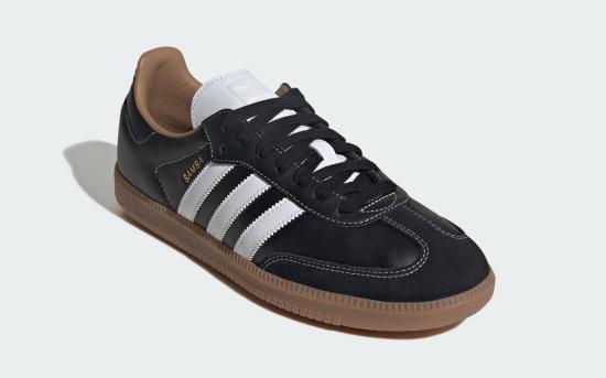 25SS 아디다스 부츠 HQ7257 DOM