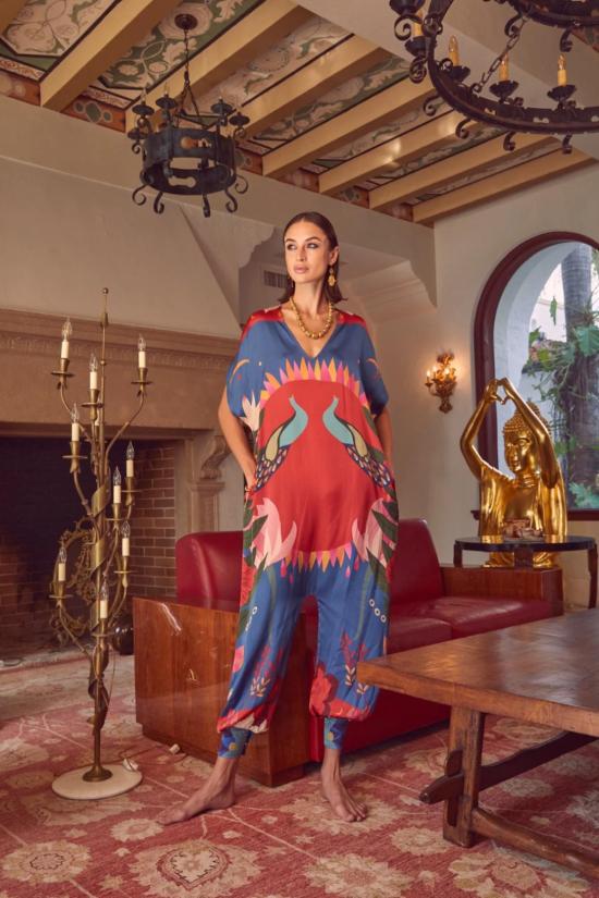  캐롤리나 케이 점프수트 캐롤라이나 K 세라  피콕 함사