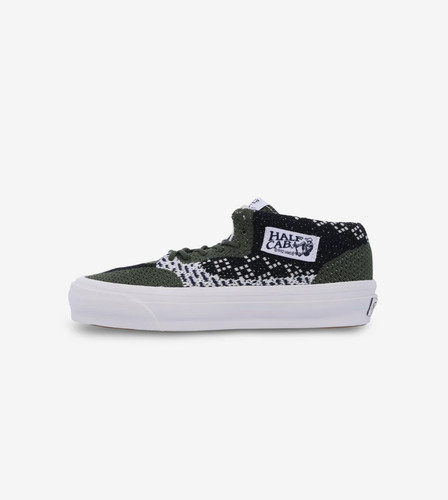  반스 프리미엄 하프캡 33 스니커즈 VN000EFMEN61 DOM - VANS