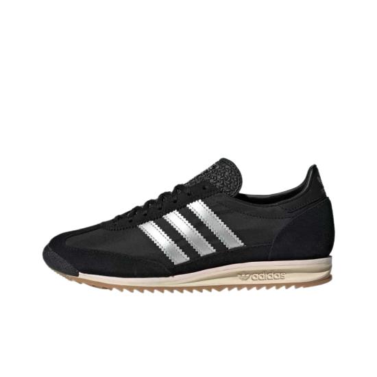 25FW 아디다스 스니커즈 HP3525 DOM