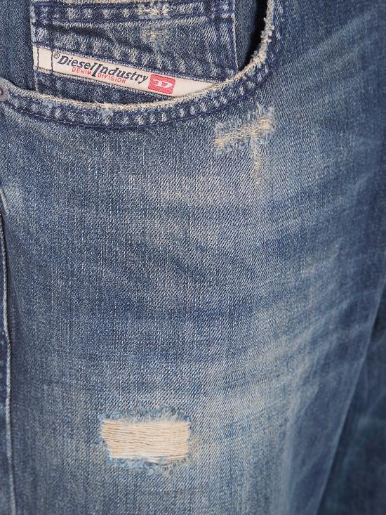 26SS 디젤 2001 D 매크로 릴렉스 핏 데님 팬츠 A11598 0ADBZ 01 GREY - DIESEL