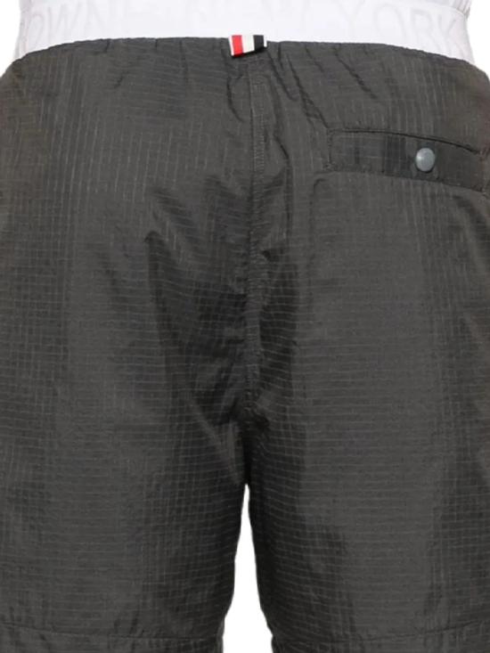 25FW 톰브라운 숏팬츠 MJQ231AF0960015 Grey - THOM BROWNE