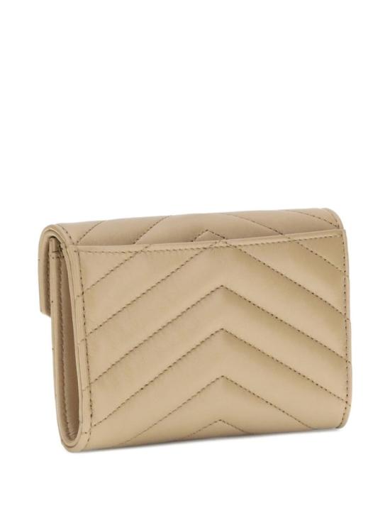 25FW 생로랑 카산드라 퀼티드 램스킨 스몰 엔벨로프 지갑 414404AAA442357 NATURAL TAN - SAINT LAURENT