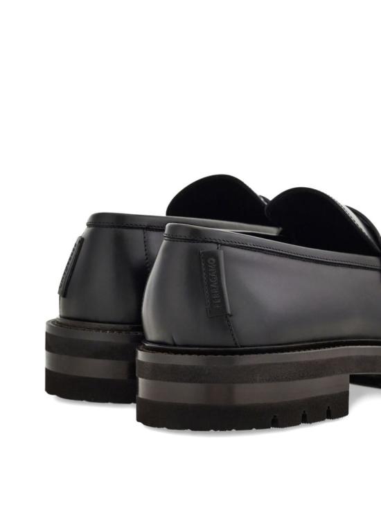 25FW 살바토레 페라가모 로퍼 02A5977888313E Black - SALVATORE FERRAGAMO