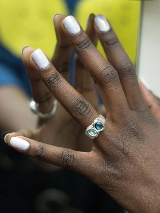  시무에로 반지 부조 링 스털링 실버/블루 토파즈