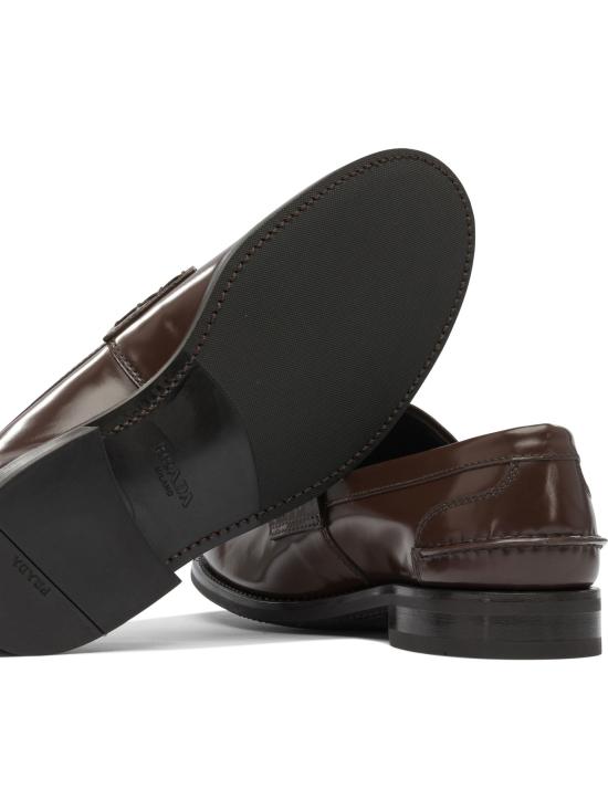 26SS 프라다 브러쉬드 레더 로퍼 2DB223055F0NBL Brown - PRADA