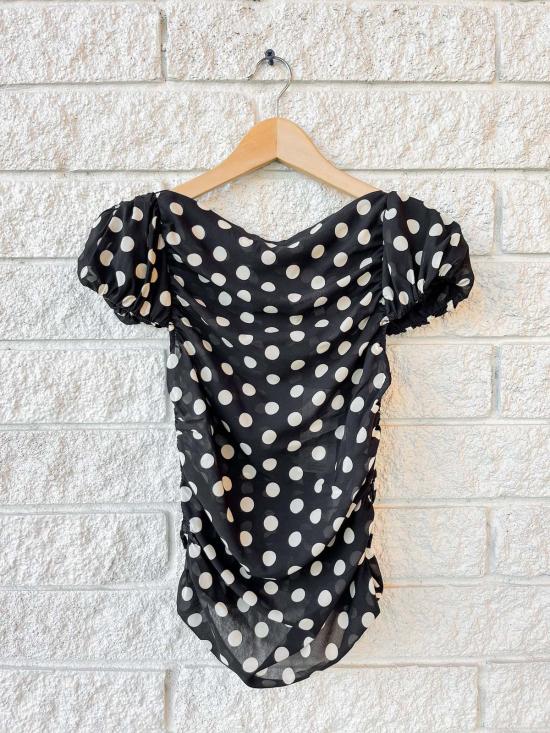  카라 카라 반팔 티셔츠 카라카라 멜리사  조엘 도트 블랙