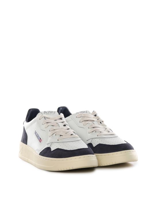 26SS 오트리 메달리스트 로우 스니커즈 AULM FT07 WHT DARK BLUE - AUTRY