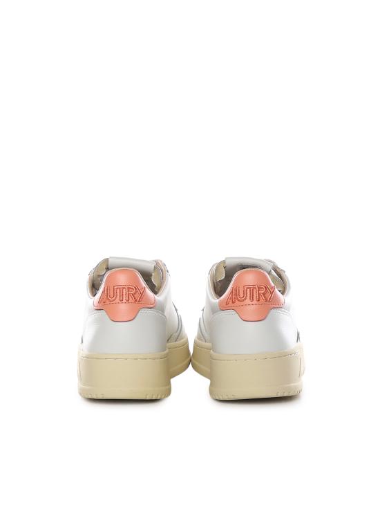 26SS 오트리 메달리스트 로우 레더 스니커즈 AULW DL03 WHT PEACH - AUTRY