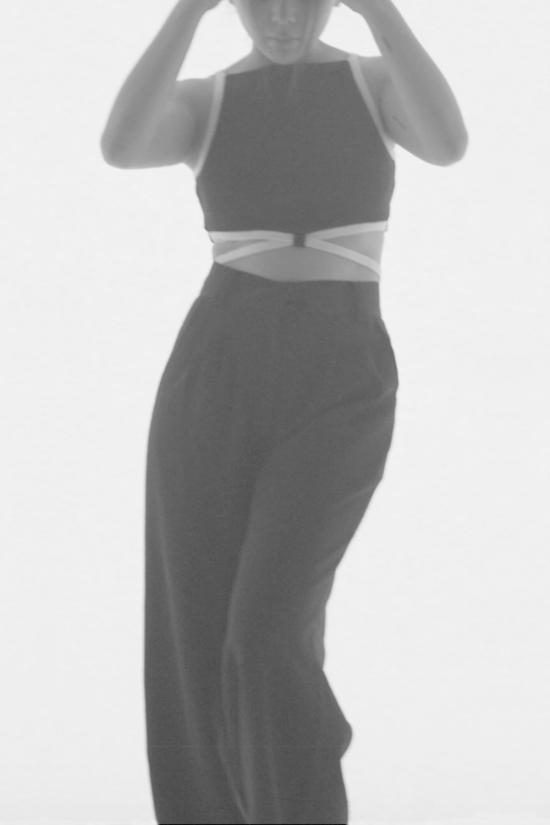  백앤브릿지 미디 스커트 벡 + 브릿지 로린 니트 스커트 블랙 - BEC + BRIDGE