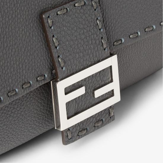 25FW 펜디 숄더백 7VA572ARLZ F0J55 GREY - FENDI