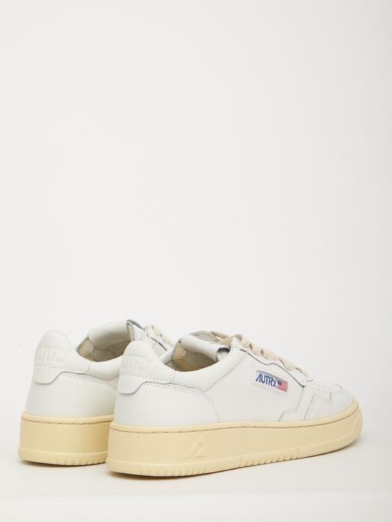 26SS 오트리 메달리스트 로우 스니커즈 AULMLL15 WHITE - AUTRY