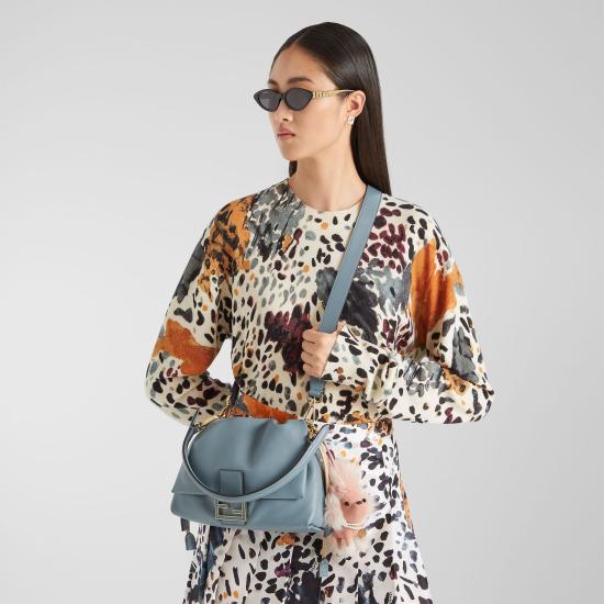 26SS 펜디 맘마백 미디엄 8BR833AQ0D F1UJC LIGHT BLUE - FENDI