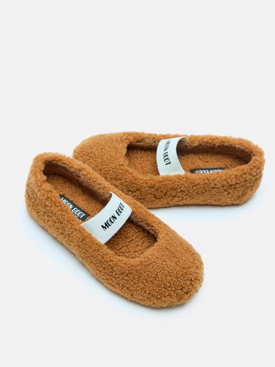 26SS 문부츠 시어링 퍼 발레리나 플랫슈즈 80D2400010 M008 COGNAC - MOON BOOT