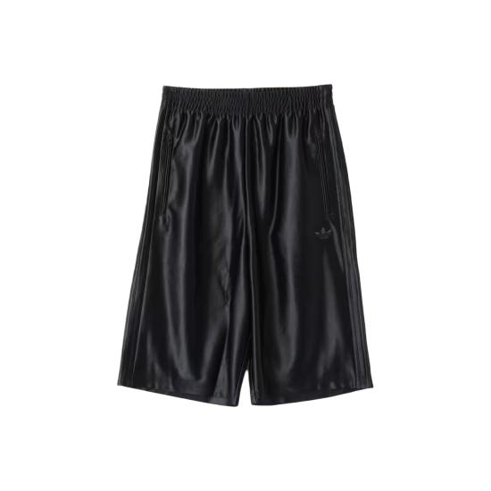 25FW 아디다스 숏팬츠 JW5962 DOM