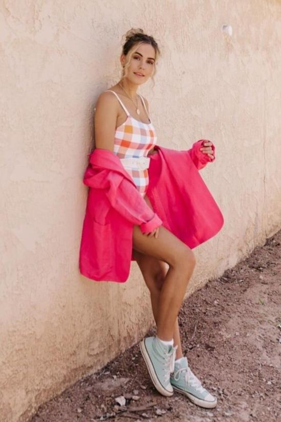  솔리드 앤 스트라이프 원피스 수영복 니나 벨트 원피스 비치 플레드 - SOLID AND STRIPED