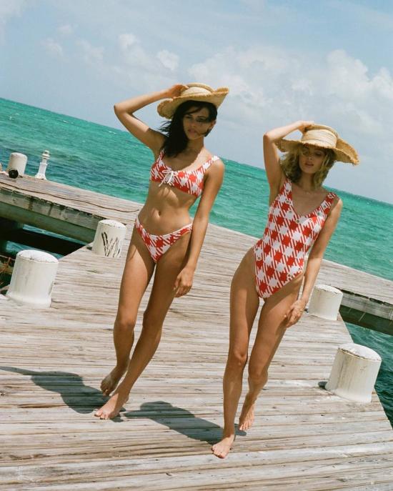  솔리드 앤 스트라이프 비키니 수영복 이사벨라 비키니 핫 라바 깅엄 - SOLID AND STRIPED