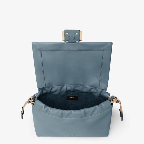 26SS 펜디 맘마백 미디엄 8BR833AQ0DF1UJC Light blue - FENDI